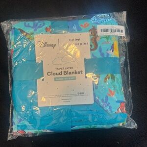 Disney Little Sleepies Blue Ocean Blanket
